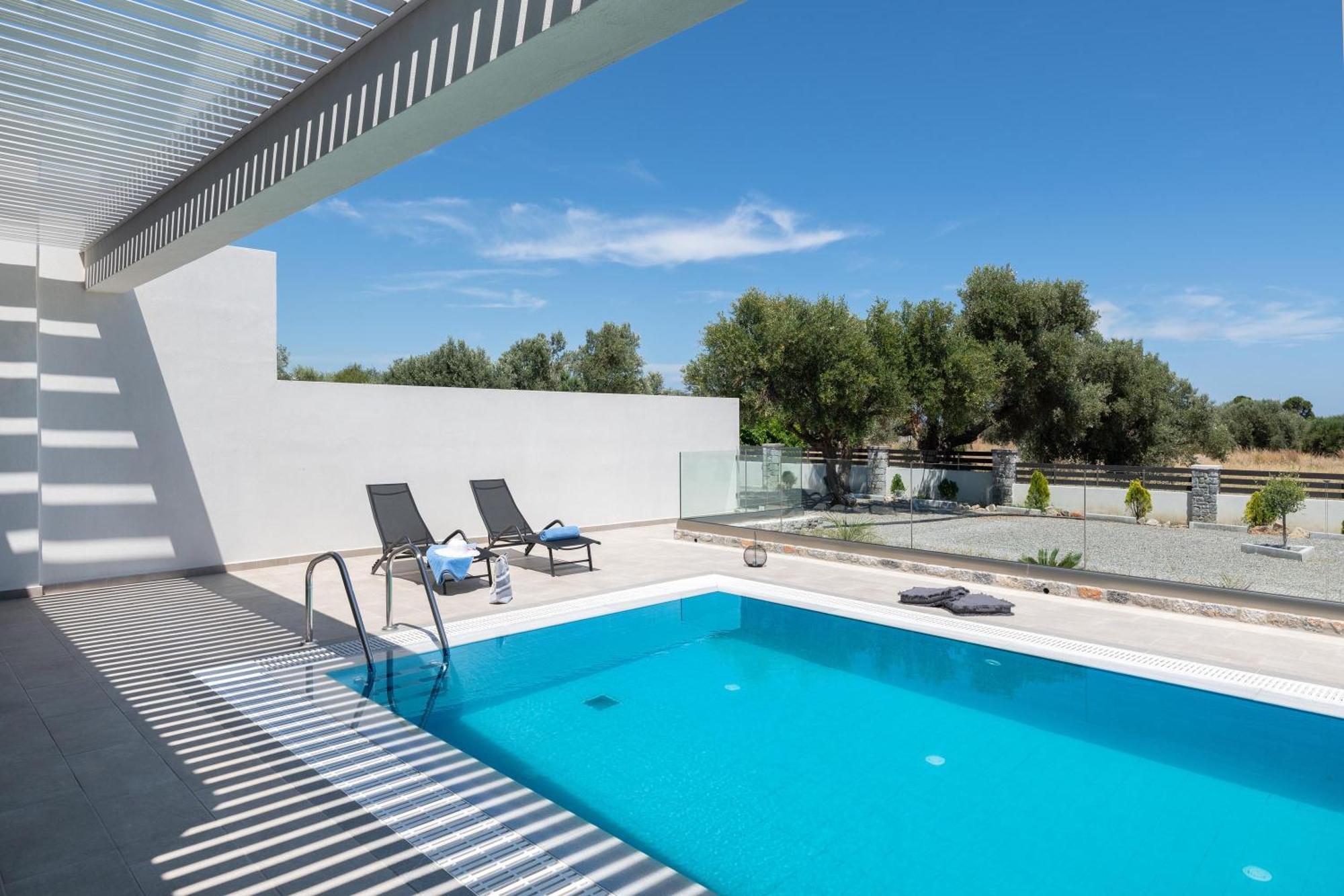 Armonia Suites Gennadi Exterior photo