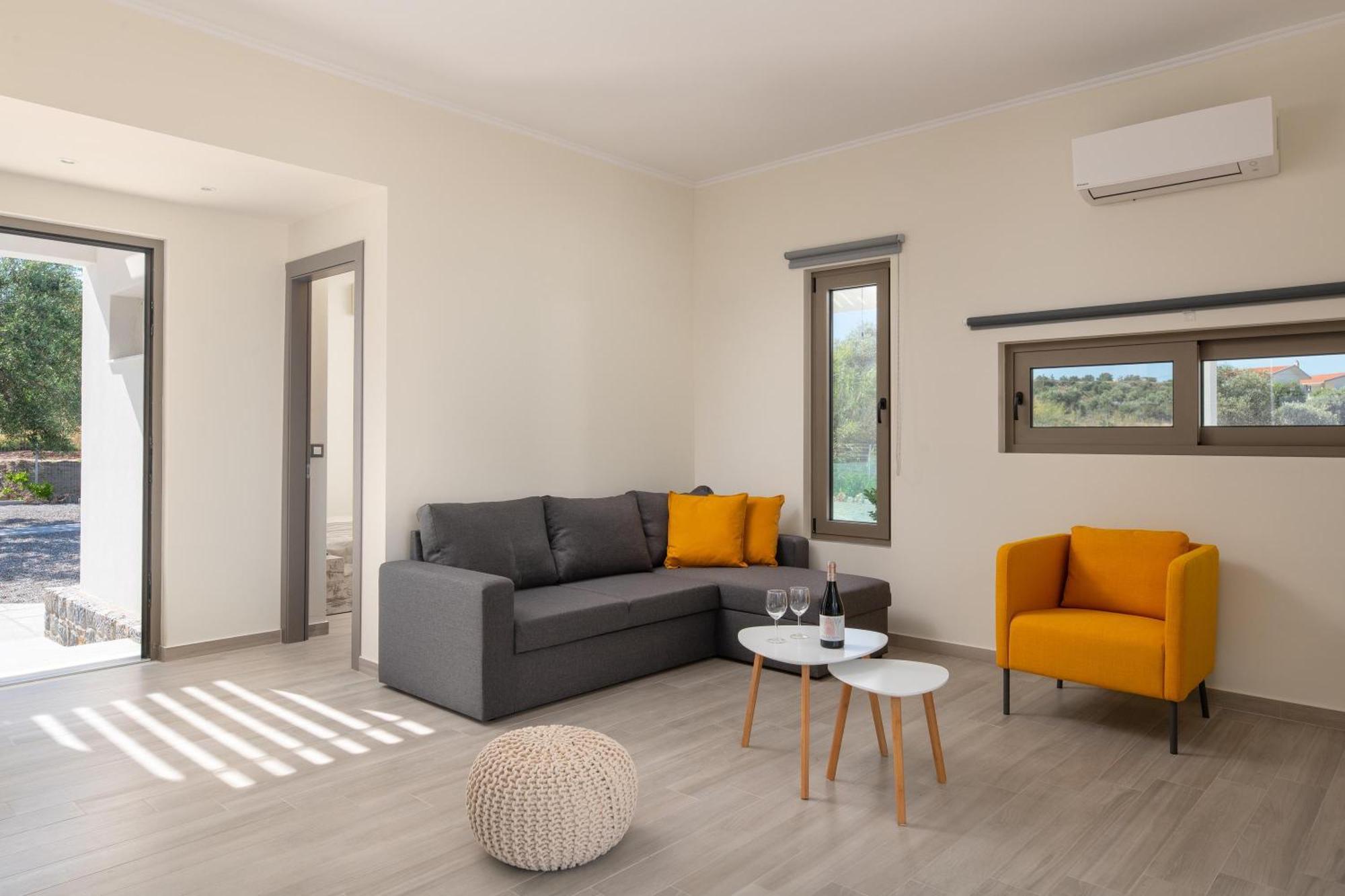 Armonia Suites Gennadi Exterior photo