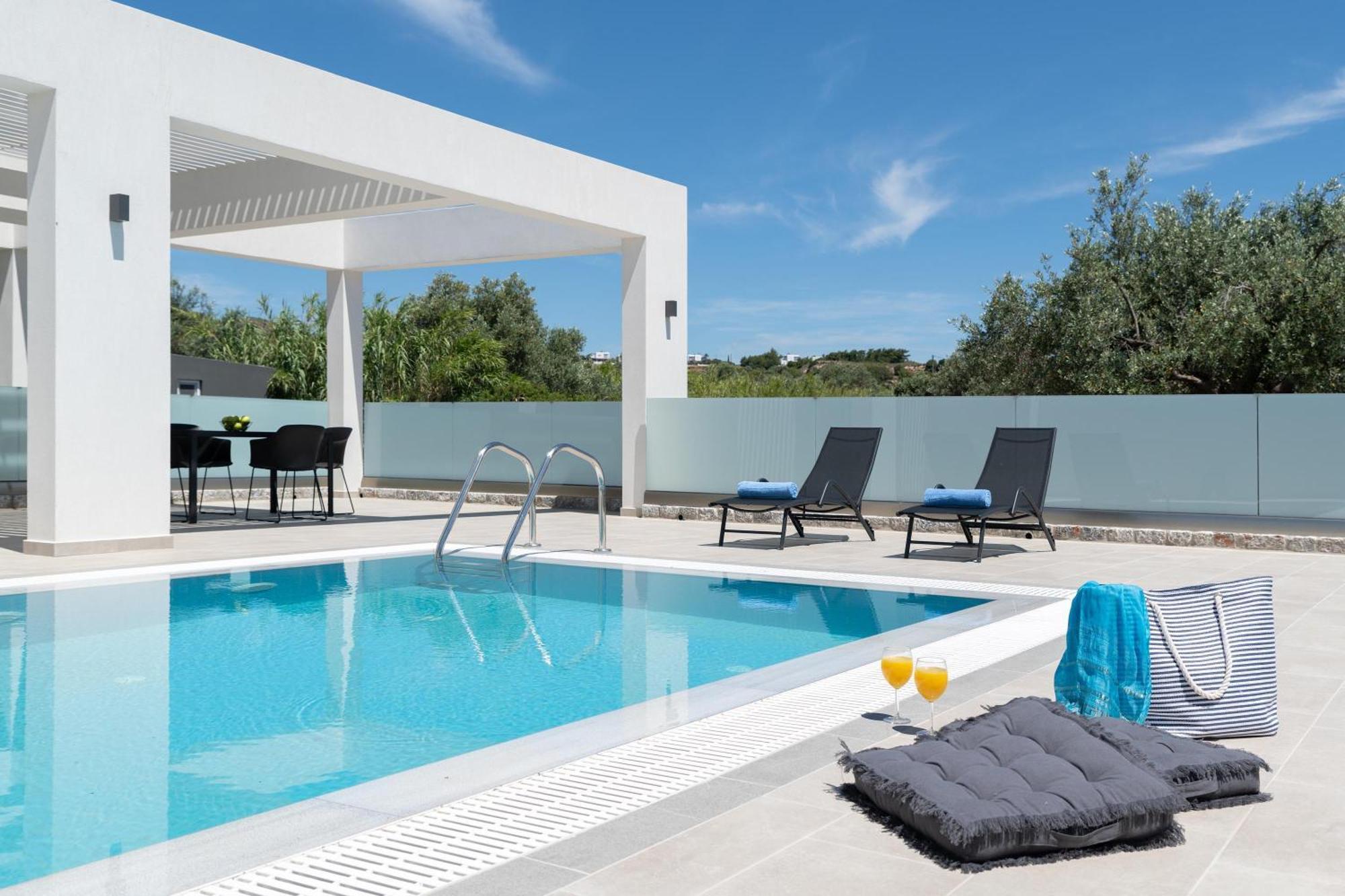 Armonia Suites Gennadi Exterior photo